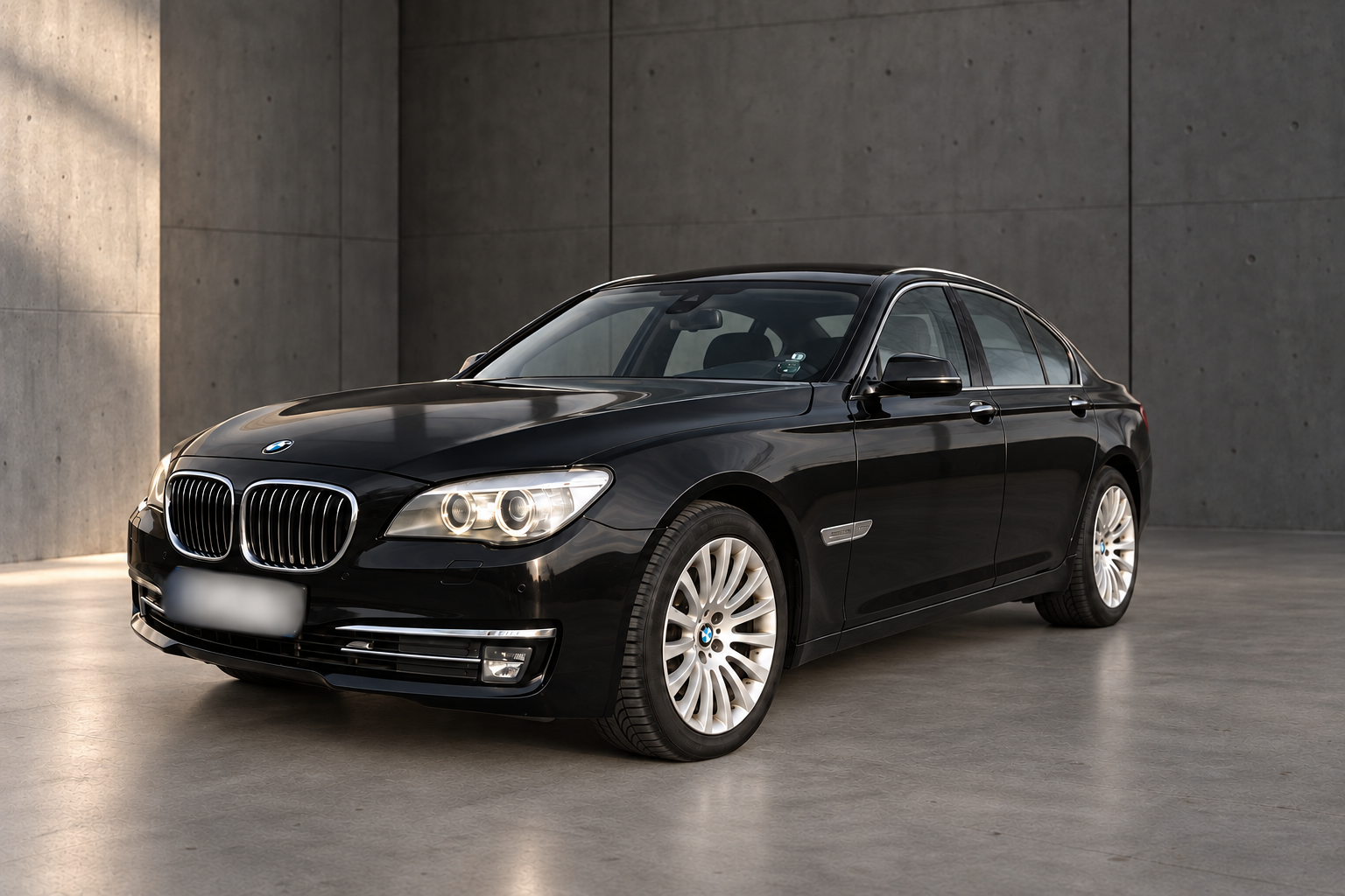 Schwarzer BMW F01 740d xDrive von T21 – redaktionell bearbeitetes Projektfoto
